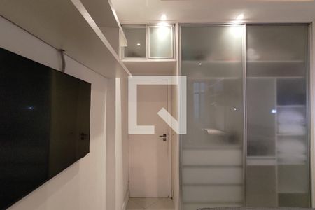 Quarto 1 de apartamento para alugar com 2 quartos, 80m² em Copacabana, Rio de Janeiro