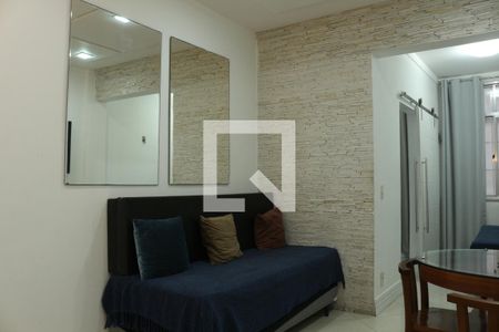 Sala de apartamento para alugar com 2 quartos, 80m² em Copacabana, Rio de Janeiro