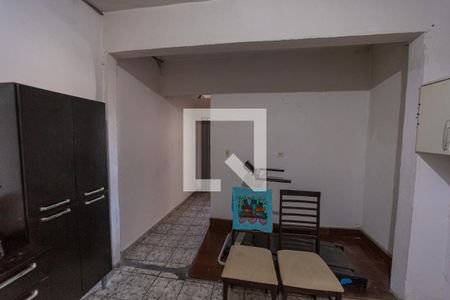 Cozinha 2 de casa à venda com 2 quartos, 100m² em Jardim Verônia, São Paulo