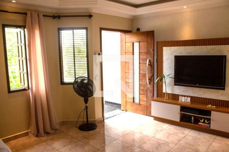 Casa para alugar com 3 quartos, 210m² em Bocaina, Ribeirão Pires