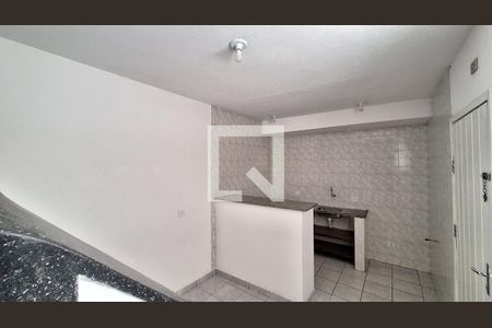 Sala e Cozinha de apartamento para alugar com 1 quarto, 28m² em Vila Anglo Brasileira, São Paulo