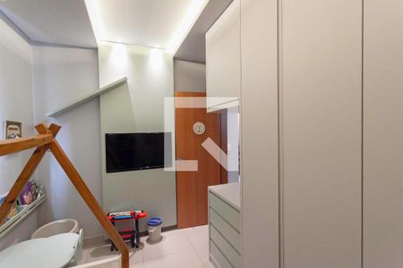 Quarto de apartamento à venda com 2 quartos, 118m² em Cabral, Contagem