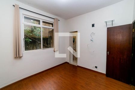 Suíte de apartamento para alugar com 3 quartos, 120m² em Santo Antônio, Belo Horizonte