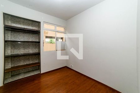 Quarto 1 de apartamento para alugar com 3 quartos, 120m² em Santo Antônio, Belo Horizonte