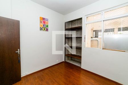 Quarto 1 de apartamento para alugar com 3 quartos, 120m² em Santo Antônio, Belo Horizonte