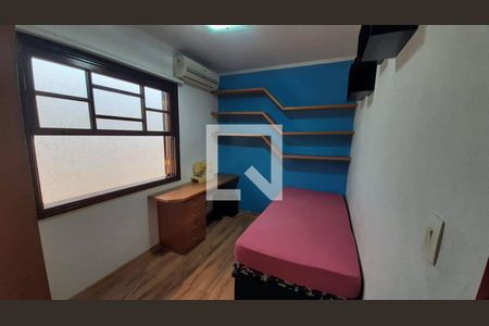 Casa à venda com 3 quartos, 300m² em Jardim Jussara, São Paulo