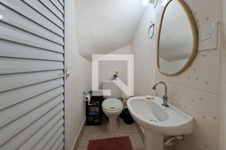 Lavabo de casa de condomínio para alugar com 2 quartos, 80m² em Vila Tupi, Praia Grande