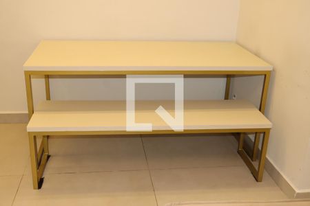 Apartamento para alugar com 2 quartos, 57m² em Jardim Recanto Suave, Cotia