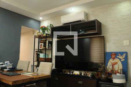 Sala de apartamento à venda com 2 quartos, 61m² em Leblon, Rio de Janeiro