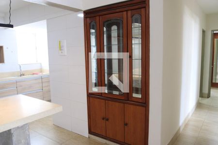 Sala de apartamento para alugar com 3 quartos, 100m² em Jardim Goiás, Goiânia