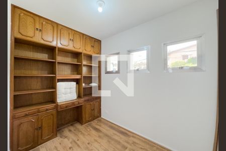 Escritório de casa à venda com 4 quartos, 350m² em Vila Madalena, São Paulo