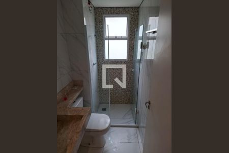 Banheiro de apartamento para alugar com 2 quartos, 59m² em Cemucam, Cotia