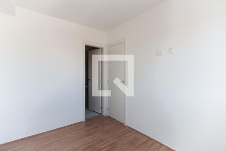 Suíte de apartamento à venda com 3 quartos, 56m² em Vila Hebe, São Paulo