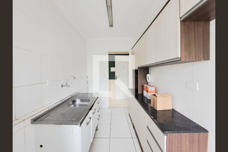 Cozinha de apartamento para alugar com 3 quartos, 70m² em Continental, Osasco