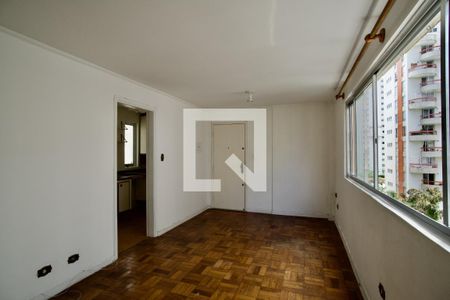 Sala de apartamento à venda com 2 quartos, 64m² em Cerqueira César, São Paulo