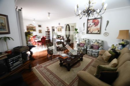 Sala de apartamento à venda com 4 quartos, 180m² em Cambuí, Campinas