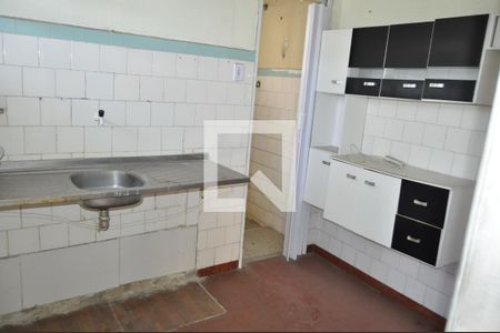 Casa à venda com 3 quartos, 700m² em Jacaré, Rio de Janeiro