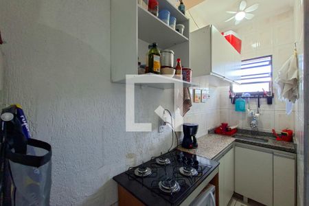 Cozinha  de kitnet/studio para alugar com 1 quarto, 25m² em Vila Caiçara, Praia Grande
