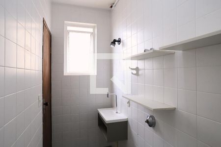 Banheiro da Suíte de apartamento à venda com 3 quartos, 100m² em Carmo, Belo Horizonte