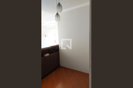 Sala de apartamento para alugar com 2 quartos, 50m² em Vila Carmosina, São Paulo
