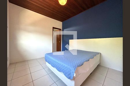 Suíte 1 de casa para alugar com 4 quartos, 180m² em Barra da Lagoa, Florianópolis