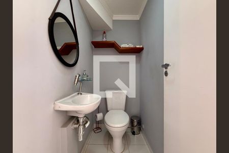 Lavabo  de casa de condomínio à venda com 3 quartos, 127m² em Jardim São Luís, São Paulo