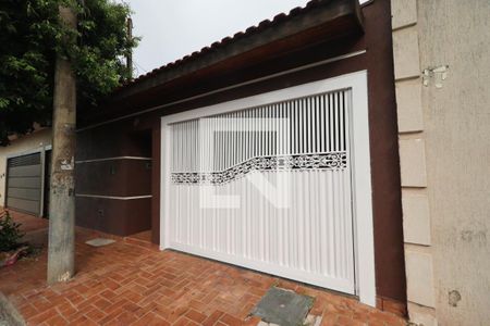 Fachada de casa para alugar com 3 quartos, 160m² em Vila Tiberio, Ribeirão Preto