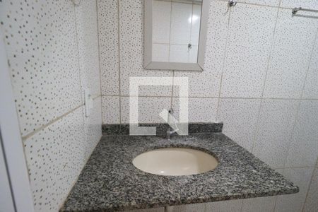 Banheiro de casa para alugar com 3 quartos, 160m² em Vila Tiberio, Ribeirão Preto