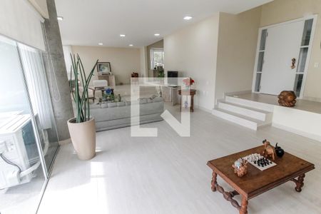 Sala 1 de apartamento à venda com 4 quartos, 275m² em Jardim Fonte do Morumbi, São Paulo