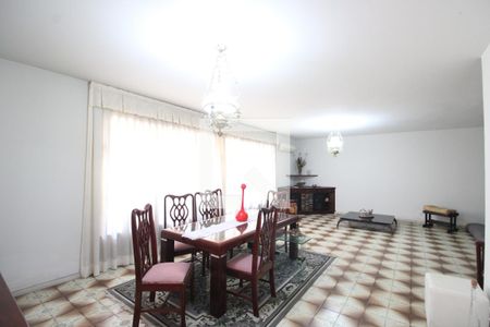 Sala de casa à venda com 3 quartos, 650m² em Curicica, Rio de Janeiro