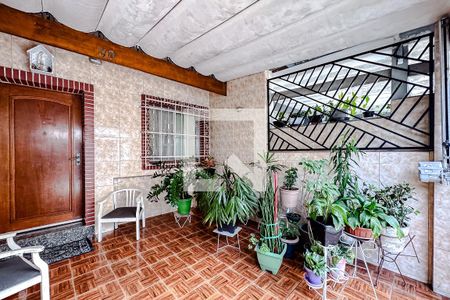 Garagem de casa à venda com 2 quartos, 152m² em Quarta Parada, São Paulo