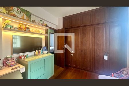 Apartamento à venda com 3 quartos, 111m² em Sion, Belo Horizonte