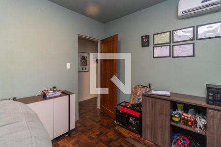 Quarto 1 de apartamento à venda com 3 quartos, 90m² em Cristal, Porto Alegre