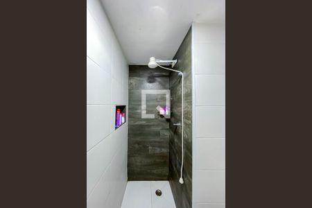 Banheiro de apartamento para alugar com 1 quarto, 25m² em Brás, São Paulo