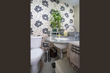 Lavabo de apartamento para alugar com 3 quartos, 190m² em Vila Andrade, São Paulo