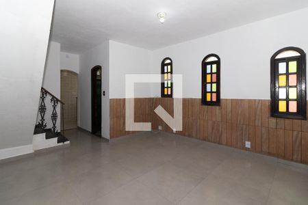 Sala de casa para alugar com 3 quartos, 200m² em Vila Valqueire, Rio de Janeiro