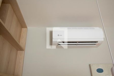 Sala/Cozinha de apartamento para alugar com 1 quarto, 44m² em Itaim Bibi, São Paulo