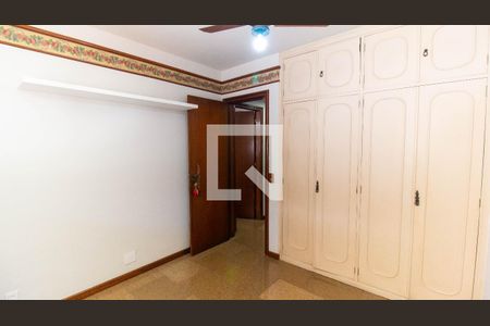 Apartamento para alugar com 3 quartos, 120m² em Icaraí, Niterói