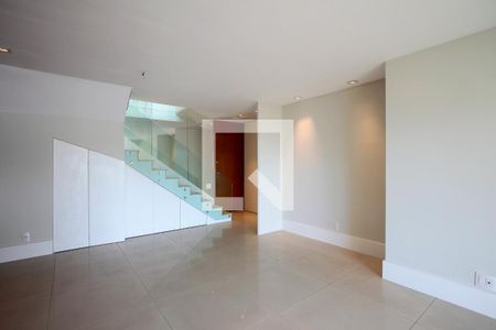 Apartamento à venda com 3 quartos, 205m² em Barra da Tijuca, Rio de Janeiro