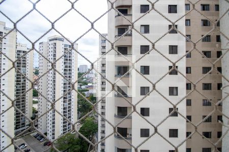 Vista Quarto 1 de apartamento à venda com 3 quartos, 110m² em Chácara Agrindus, Taboão da Serra