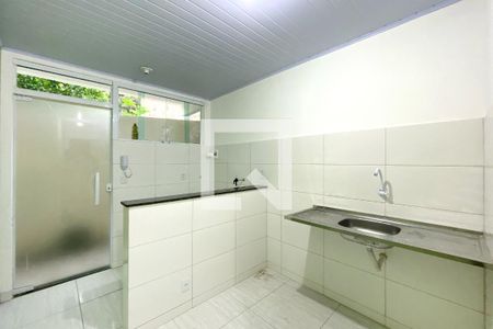 Sala/Cozinha de kitnet/studio para alugar com 1 quarto, 25m² em São Marcos, Belo Horizonte