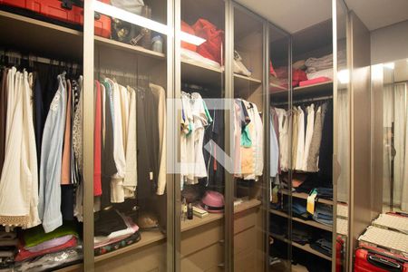 Quarto 1 / Closet de apartamento à venda com 2 quartos, 82m² em Carandiru, São Paulo