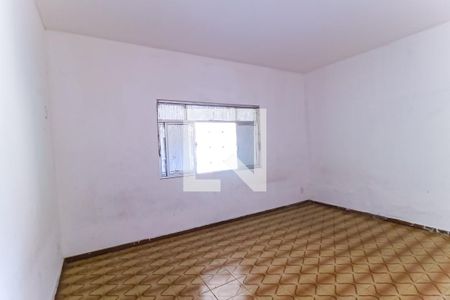 Quarto  de casa à venda com 2 quartos, 600m² em Piedade, Rio de Janeiro