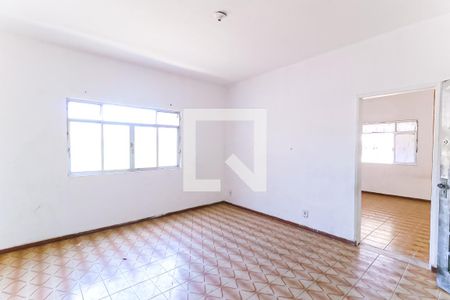 Sala de casa à venda com 2 quartos, 600m² em Piedade, Rio de Janeiro