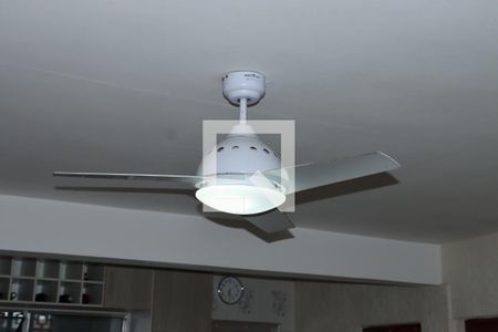 Casa para alugar com 2 quartos, 90m² em Jardim Sao Judas Tadeu, Embu das Artes