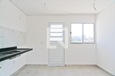 Sala e cozinha de apartamento à venda com 2 quartos, 55m² em Vila Isolina Mazzei, São Paulo