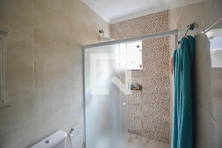 Banheiro da Suíte de casa para alugar com 2 quartos, 125m² em Jardim Petroni, São Bernardo do Campo