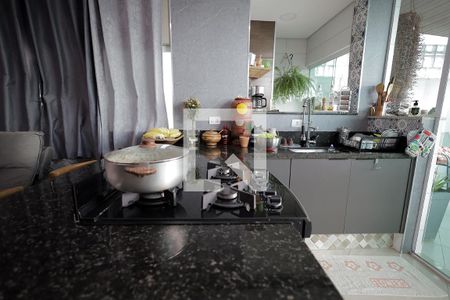 Cozinha de apartamento à venda com 3 quartos, 104m² em Vila Camilópolis, Santo André