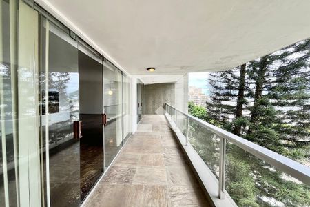 VARANDA de apartamento à venda com 3 quartos, 240m² em Lagoa, Rio de Janeiro