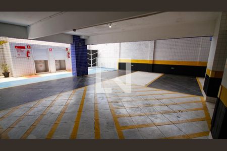 Garagem de apartamento para alugar com 1 quarto, 40m² em Vila Caiçara, Praia Grande